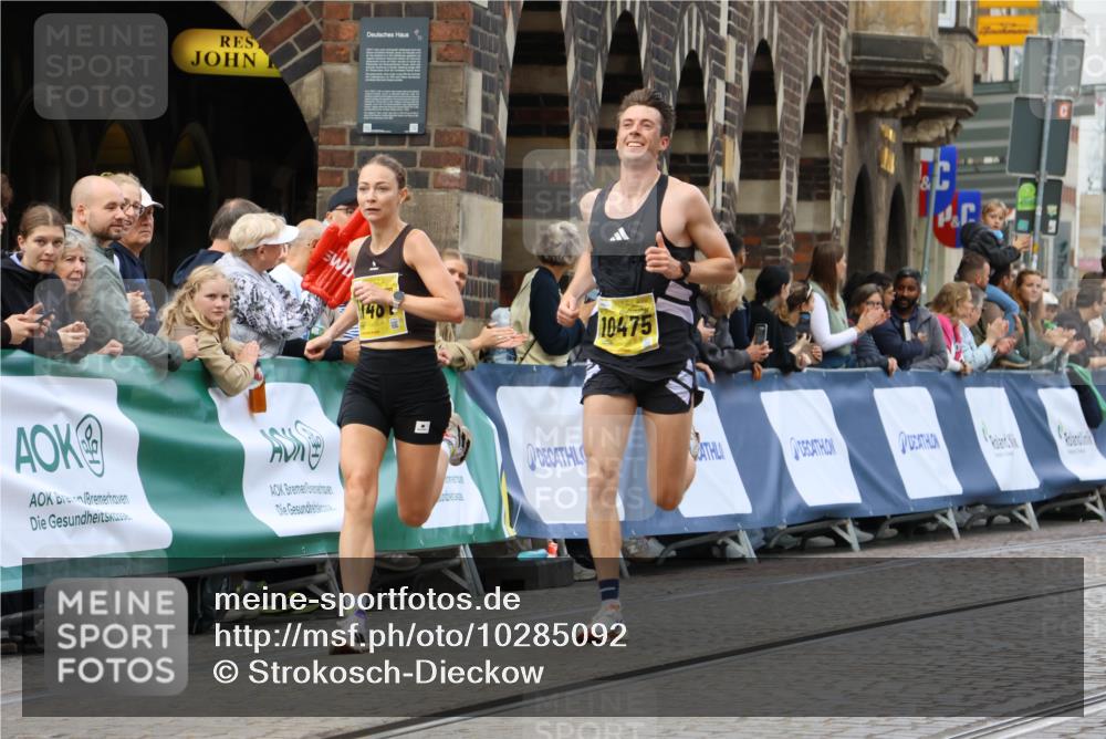 13.09.2026 - 21. swb-Marathon Bremen Strokosch-Dieckow http://msf.ph/oto/10285092 13.09.2026 10:33:45 Ziel 10366, 11059, 11652, 10797, 13541 meine-sportfotos.de
