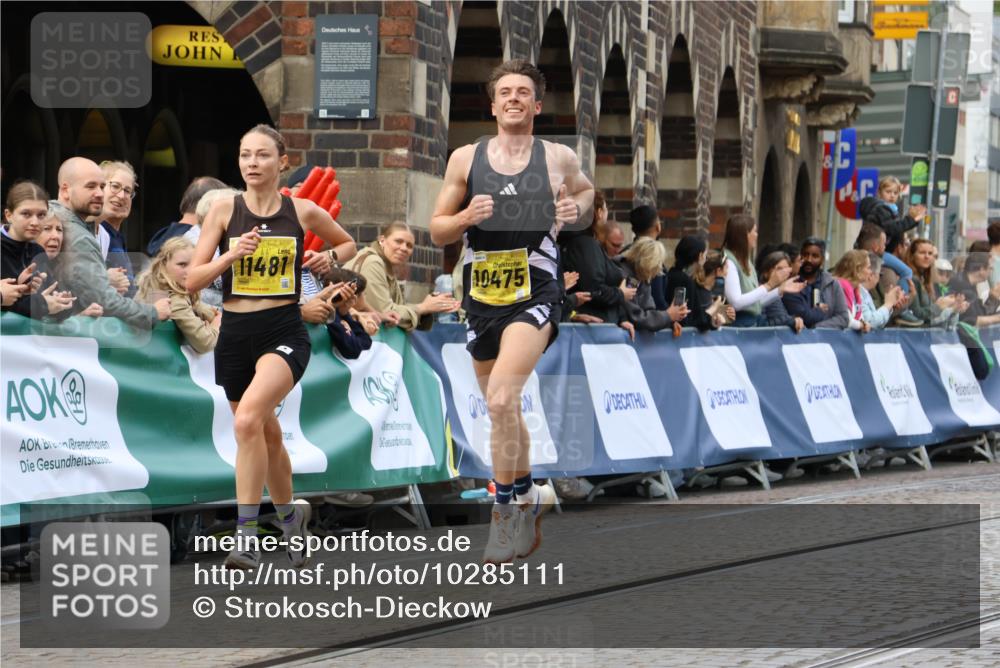 13.09.2026 - 21. swb-Marathon Bremen Strokosch-Dieckow http://msf.ph/oto/10285111 13.09.2026 10:33:45 Ziel 10366, 11059, 11652, 10797, 13541 meine-sportfotos.de