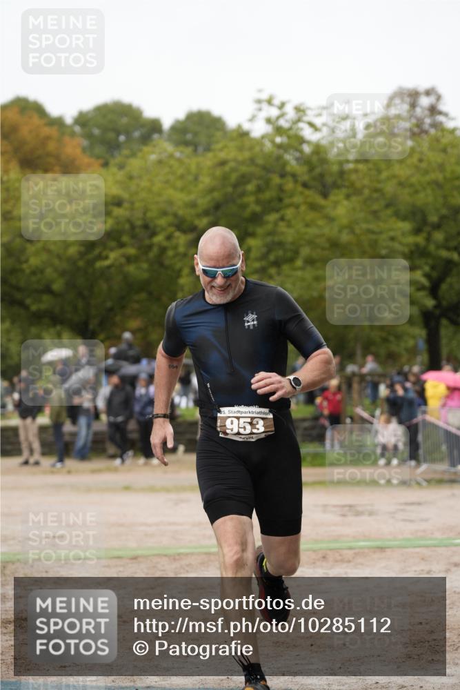 13.09.2026 - Stadtparktriathlon Patografie http://msf.ph/oto/10285112 13.09.2026 13:17:15 Ziel 953, 956 meine-sportfotos.de