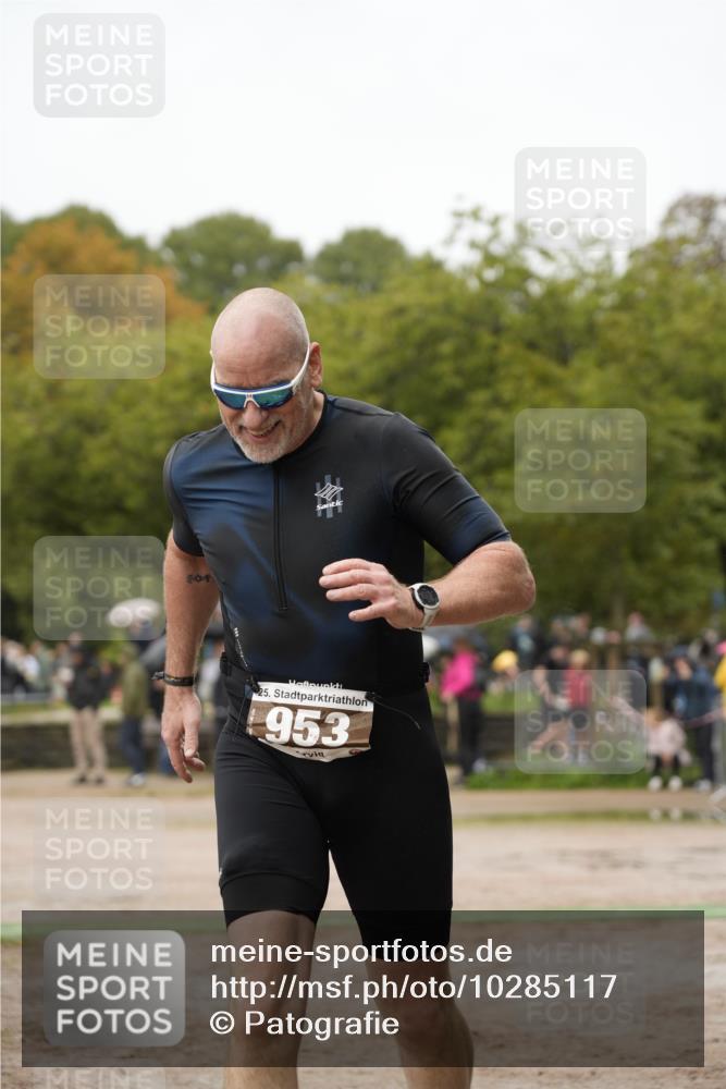13.09.2026 - Stadtparktriathlon Patografie http://msf.ph/oto/10285117 13.09.2026 13:17:16 Ziel 953, 956 meine-sportfotos.de