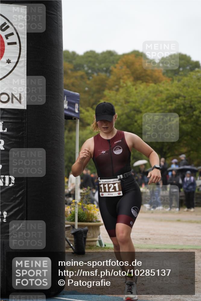 13.09.2026 - Stadtparktriathlon Patografie http://msf.ph/oto/10285137 13.09.2026 13:17:56 Ziel 1121 meine-sportfotos.de