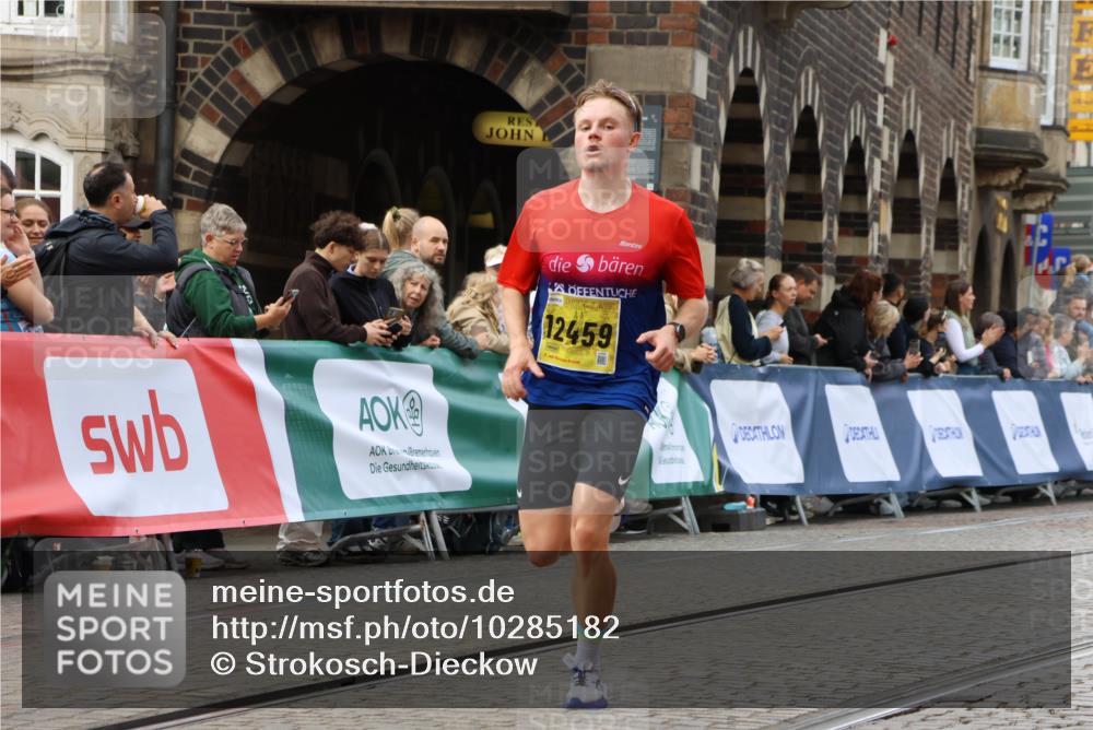 13.09.2026 - 21. swb-Marathon Bremen Strokosch-Dieckow http://msf.ph/oto/10285182 13.09.2026 10:33:52 Ziel 10366, 10475, 11059, 11481, 11652, 12459, 13530 meine-sportfotos.de