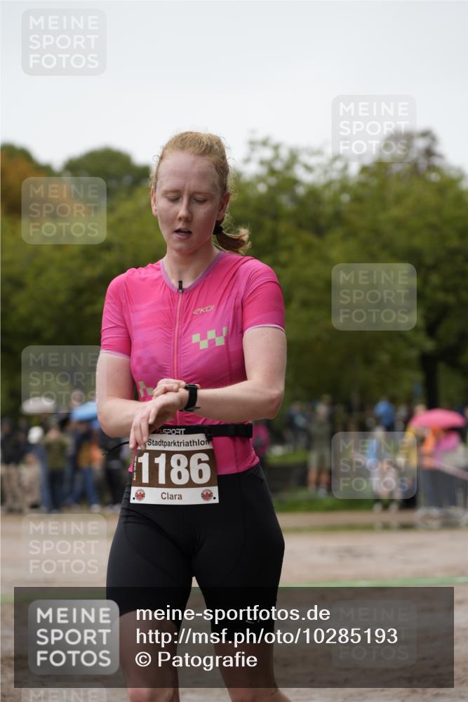 13.09.2026 - Stadtparktriathlon Patografie http://msf.ph/oto/10285193 13.09.2026 13:19:54 Ziel 1186 meine-sportfotos.de