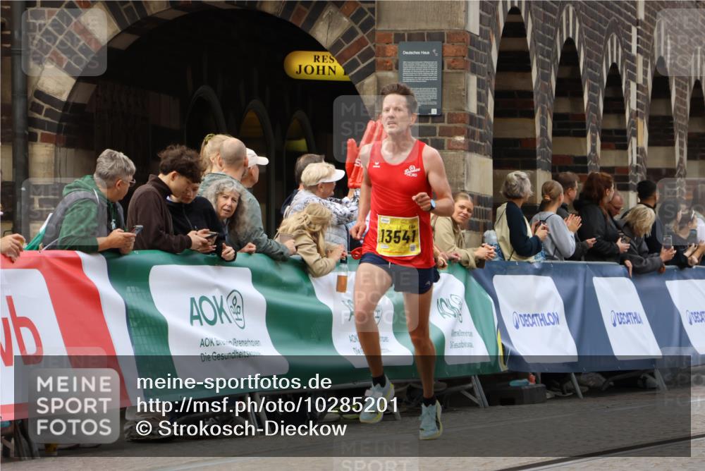 13.09.2026 - 21. swb-Marathon Bremen Strokosch-Dieckow http://msf.ph/oto/10285201 13.09.2026 10:33:57 Ziel 10366, 10475, 11059, 11481, 11652, 12459, 13530, 13605 meine-sportfotos.de