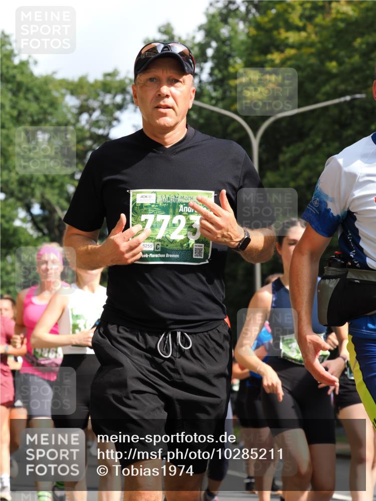13.09.2026 - 21. swb-Marathon Bremen TobiasT http://msf.ph/oto/10285211 13.09.2026 12:11:29 Laufen 19868, 7723, 255 meine-sportfotos.de