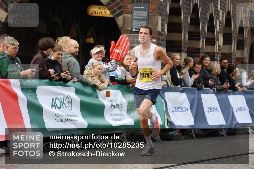 13.09.2026 - 21. swb-Marathon Bremen Strokosch-Dieckow http://msf.ph/oto/10285235 13.09.2026 10:34:02 Ziel 10366, 10475, 11059, 11481, 12459, 13530, 13541, 13605, 13610 meine-sportfotos.de