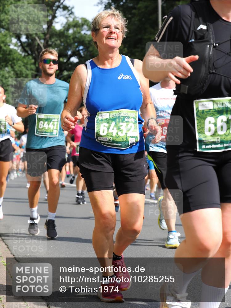 13.09.2026 - 21. swb-Marathon Bremen TobiasT http://msf.ph/oto/10285255 13.09.2026 12:11:42 Laufen 6441, 6432, 9234, 21, 26, 6, 66, 21 meine-sportfotos.de