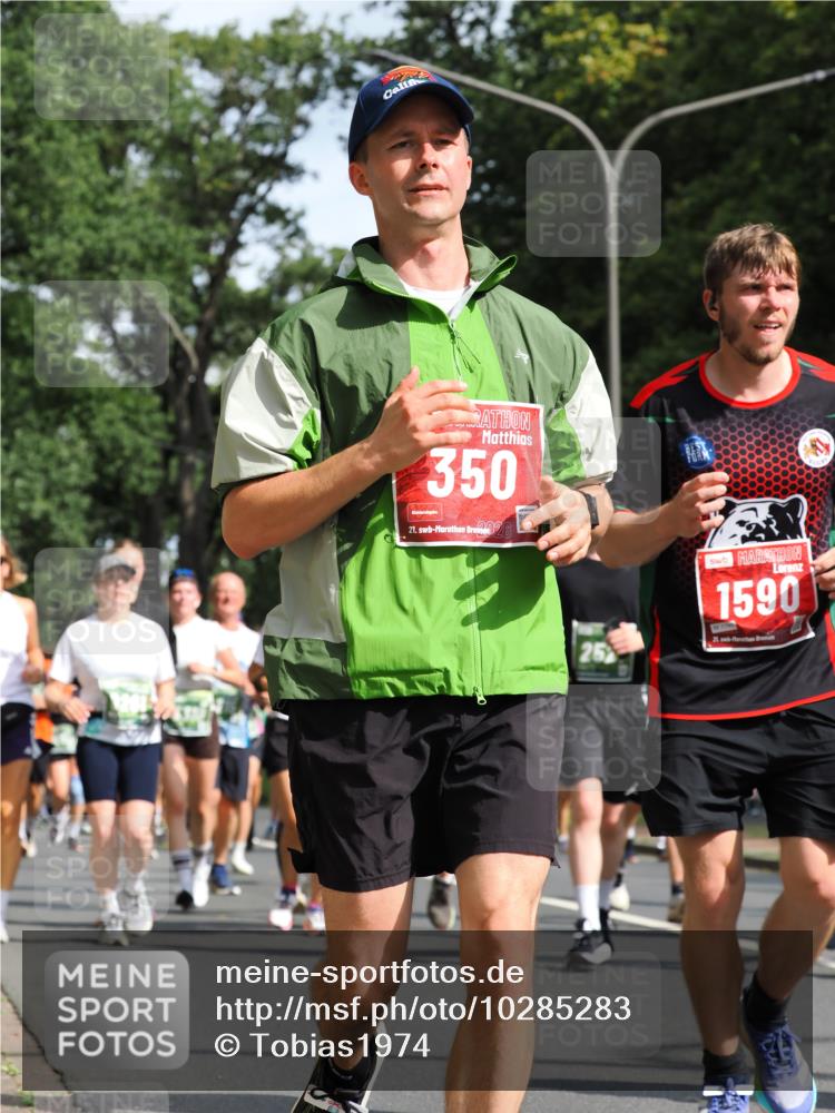 13.09.2026 - 21. swb-Marathon Bremen TobiasT http://msf.ph/oto/10285283 13.09.2026 12:11:46 Laufen 350, 21, 25, 1590, 21 meine-sportfotos.de