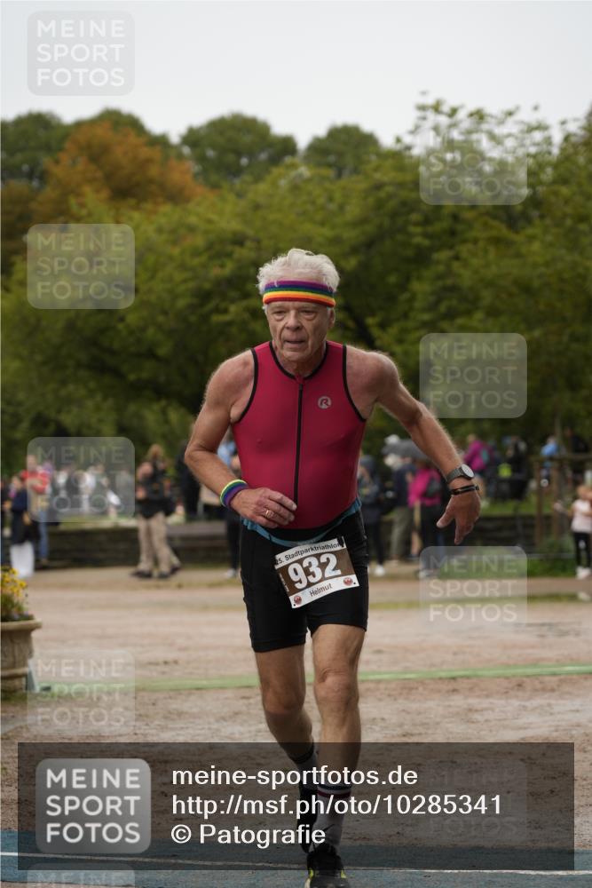 13.09.2026 - Stadtparktriathlon Patografie http://msf.ph/oto/10285341 13.09.2026 13:23:41 Ziel 932, 938 meine-sportfotos.de