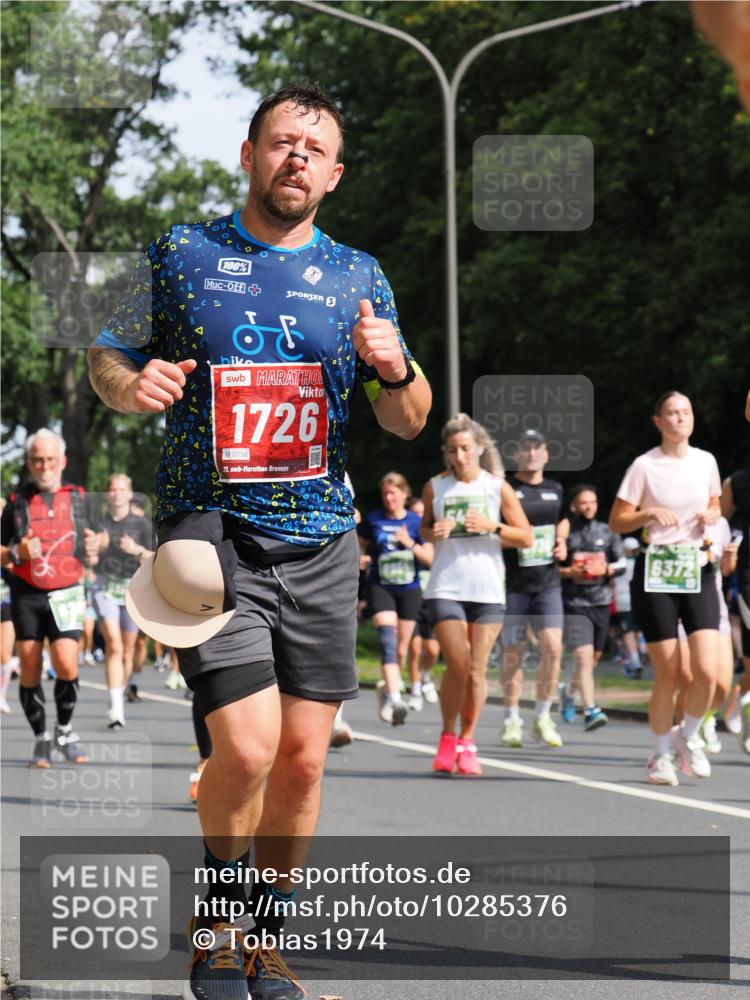 13.09.2026 - 21. swb-Marathon Bremen TobiasT http://msf.ph/oto/10285376 13.09.2026 12:12:13 Laufen 100, 1726, 0758, 21, 6372 meine-sportfotos.de