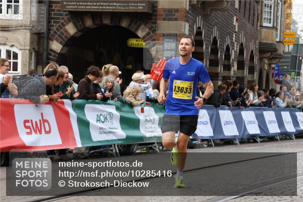 13.09.2026 - 21. swb-Marathon Bremen Strokosch-Dieckow http://msf.ph/oto/10285416 13.09.2026 10:34:30 Ziel 13605, 13610, 13633, 10818, 12413, 12540, 13637 meine-sportfotos.de