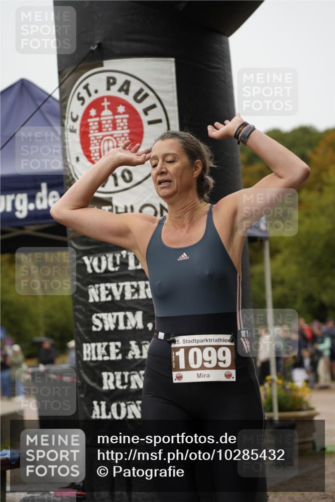 13.09.2026 - Stadtparktriathlon Patografie http://msf.ph/oto/10285432 13.09.2026 13:25:22 Ziel 1099 meine-sportfotos.de