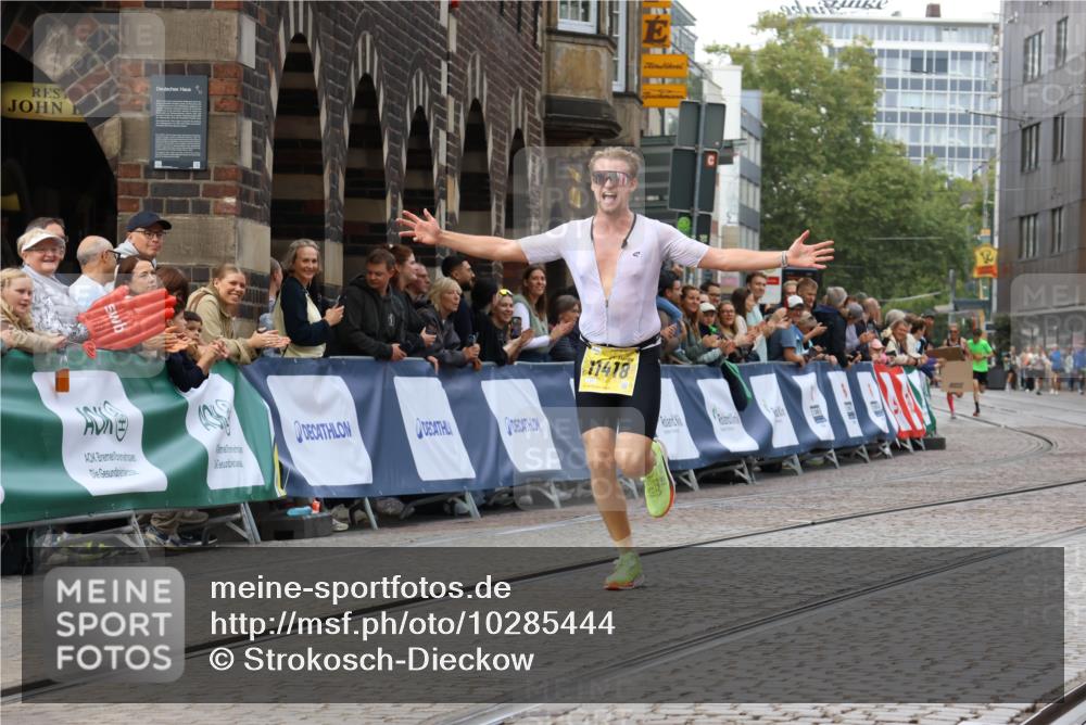 13.09.2026 - 21. swb-Marathon Bremen Strokosch-Dieckow http://msf.ph/oto/10285444 13.09.2026 10:34:33 Ziel 13605, 13610, 13633, 10818, 12358, 12413, 12540, 13637 meine-sportfotos.de