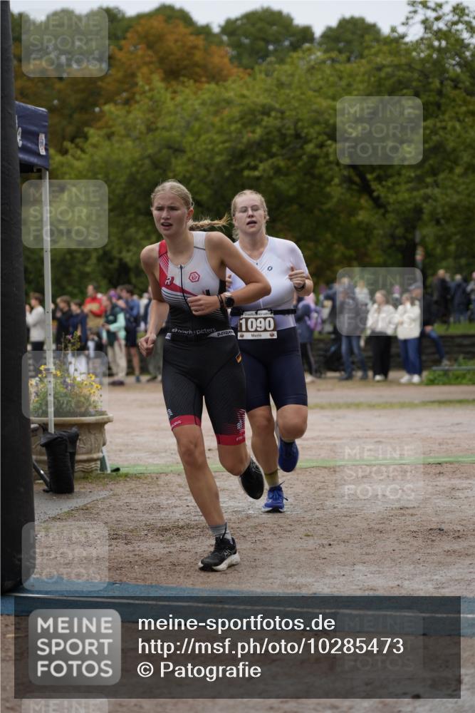 13.09.2026 - Stadtparktriathlon Patografie http://msf.ph/oto/10285473 13.09.2026 13:26:07 Ziel 1090, 1104 meine-sportfotos.de
