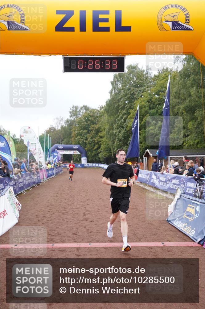 13.09.2026 - Airport Race Dennis Weichert http://msf.ph/oto/10285500 13.09.2026 10:27:07 Ziel 689, 4195, 5294 meine-sportfotos.de