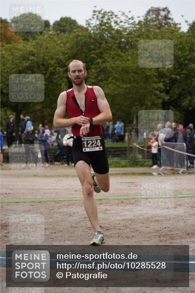 13.09.2026 - Stadtparktriathlon Patografie http://msf.ph/oto/10285528 13.09.2026 13:27:17 Ziel 1043, 1224 meine-sportfotos.de