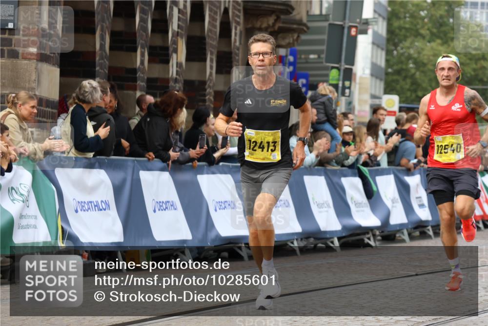13.09.2026 - 21. swb-Marathon Bremen Strokosch-Dieckow http://msf.ph/oto/10285601 13.09.2026 10:34:55 Ziel 10818, 12540, 13637, 10261, 10262, 13505, 13560, 13625 meine-sportfotos.de