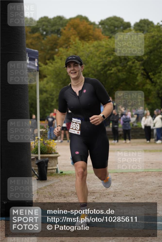 13.09.2026 - Stadtparktriathlon Patografie http://msf.ph/oto/10285611 13.09.2026 13:28:08 Ziel 1058, 1089 meine-sportfotos.de