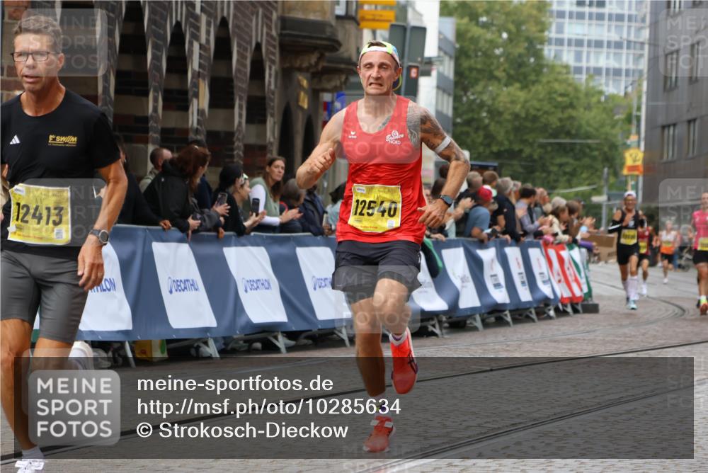 13.09.2026 - 21. swb-Marathon Bremen Strokosch-Dieckow http://msf.ph/oto/10285634 13.09.2026 10:34:56 Ziel 10818, 12413, 12540, 13637, 10261, 10262, 13505, 13560, 13625 meine-sportfotos.de
