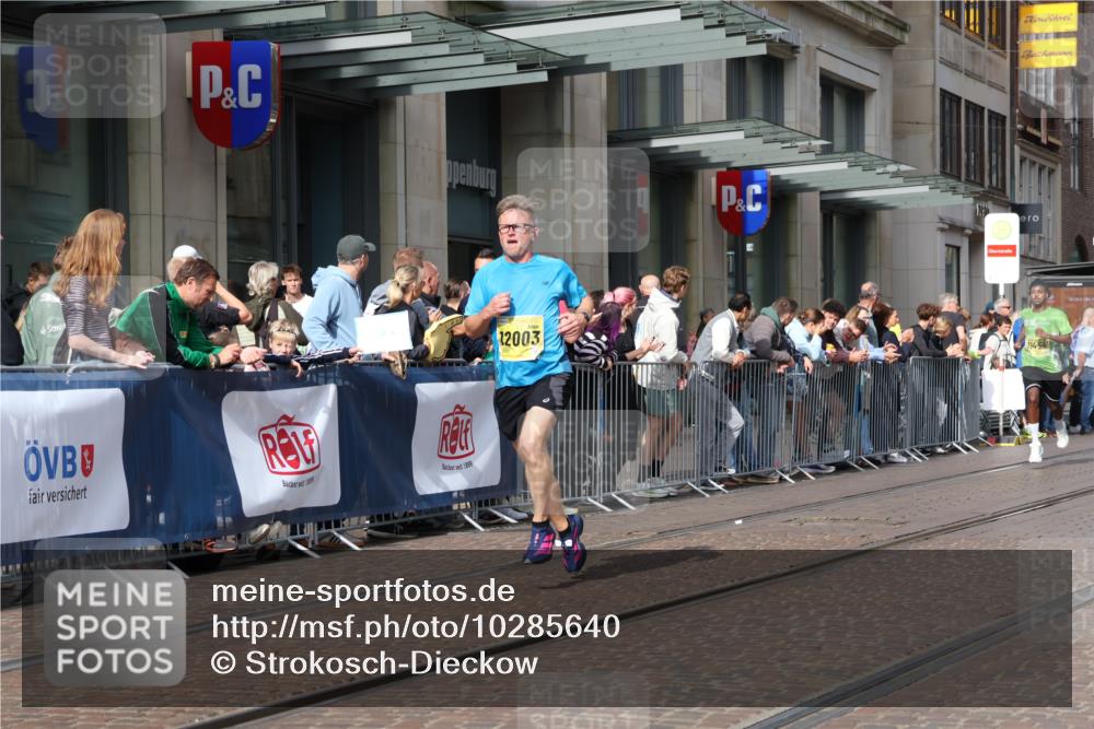 13.09.2026 - 21. swb-Marathon Bremen Strokosch-Dieckow http://msf.ph/oto/10285640 13.09.2026 10:39:04 Ziel 11227, 11454, 11713, 12404, 13556, 13641, 10782, 10926, 11127, 11338, 12003 meine-sportfotos.de