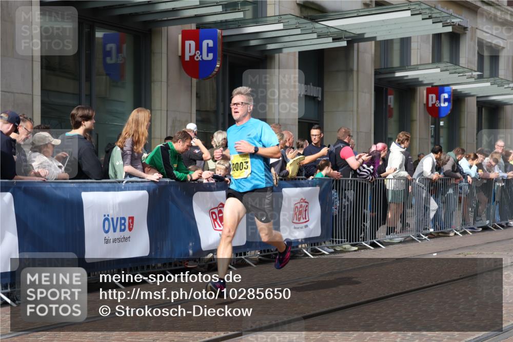 13.09.2026 - 21. swb-Marathon Bremen Strokosch-Dieckow http://msf.ph/oto/10285650 13.09.2026 10:39:05 Ziel 11227, 11454, 11713, 12404, 13513, 13556, 13641, 10782, 10926, 11127, 11338, 11454, 12003 meine-sportfotos.de