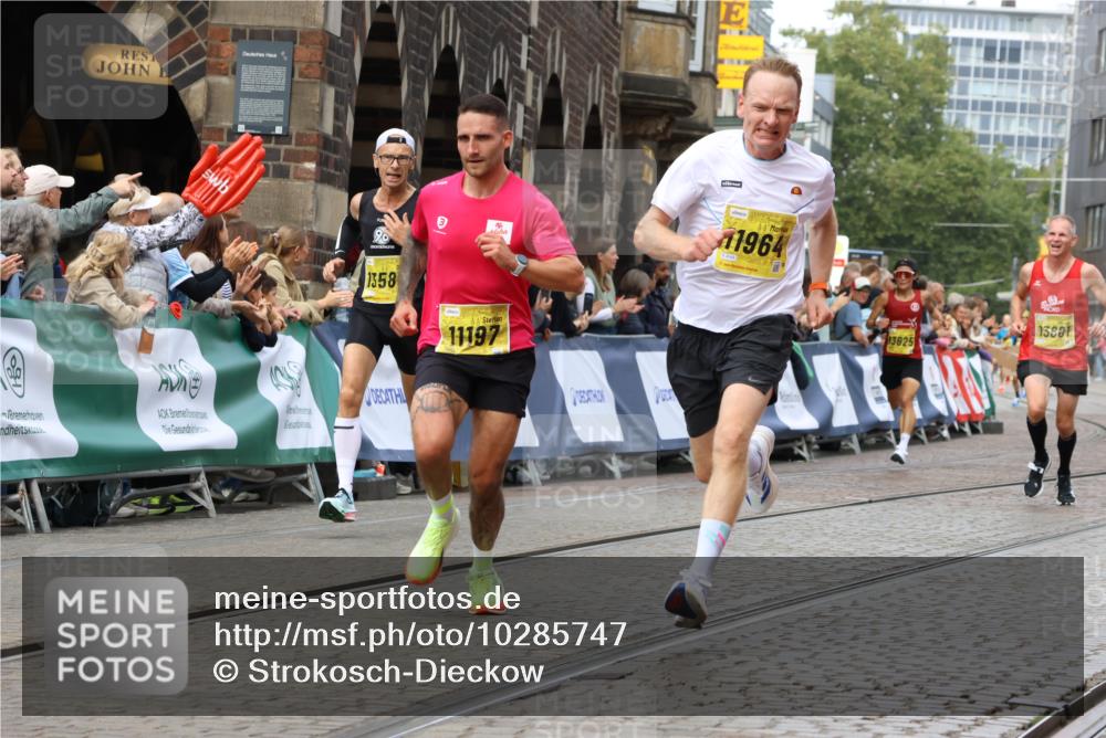 13.09.2026 - 21. swb-Marathon Bremen Strokosch-Dieckow http://msf.ph/oto/10285747 13.09.2026 10:35:03 Ziel 10818, 11197, 11964, 12358, 12413, 12540, 13637, 10261, 10262, 10994, 11512, 13505, 13560 meine-sportfotos.de