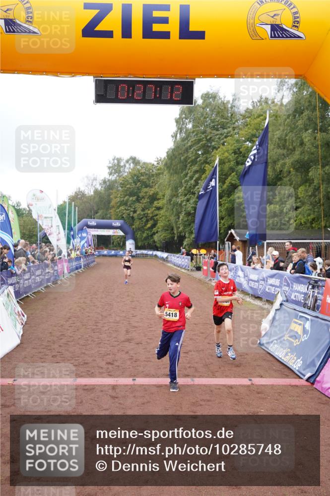 13.09.2026 - Airport Race Dennis Weichert http://msf.ph/oto/10285748 13.09.2026 10:27:45 Ziel 4187, 5418, 5476 meine-sportfotos.de