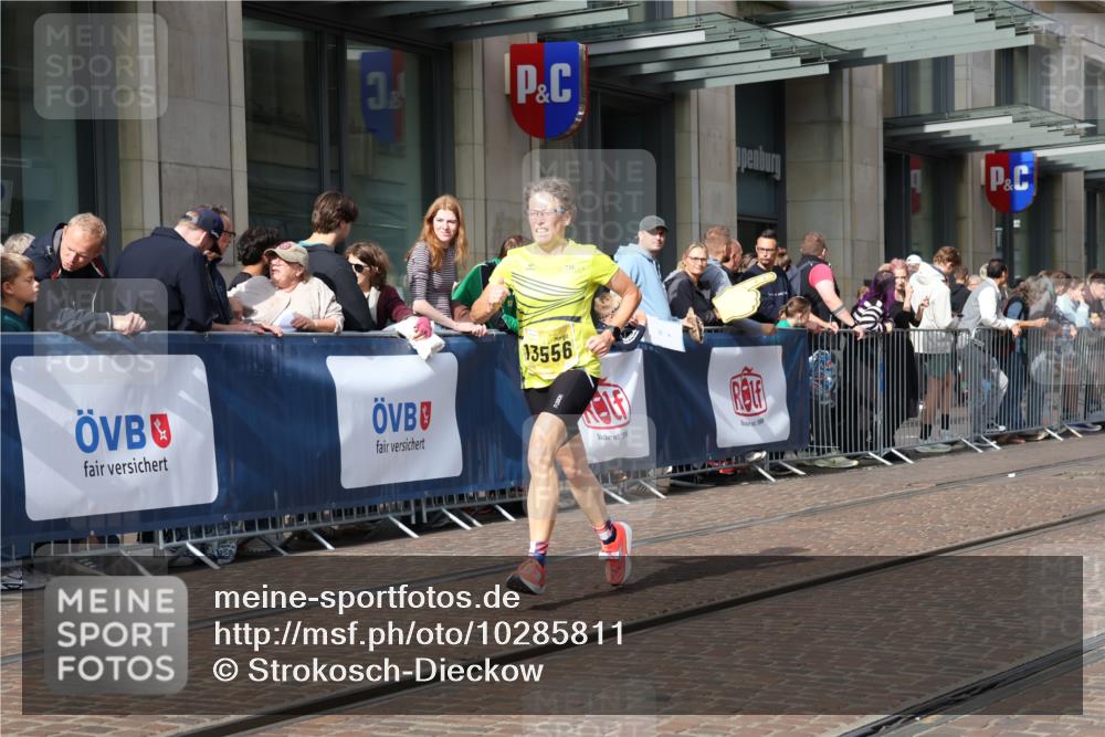 13.09.2026 - 21. swb-Marathon Bremen Strokosch-Dieckow http://msf.ph/oto/10285811 13.09.2026 10:39:19 Ziel 11713, 12404, 13513, 13642, 10782, 11227, 11338, 11454, 12003, 13556, 13641 meine-sportfotos.de