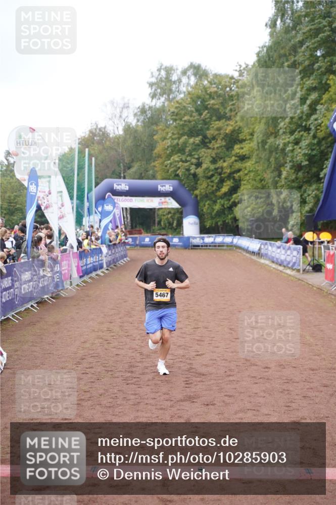 13.09.2026 - Airport Race Dennis Weichert http://msf.ph/oto/10285903 13.09.2026 10:27:56 Ziel 5467, 5476 meine-sportfotos.de