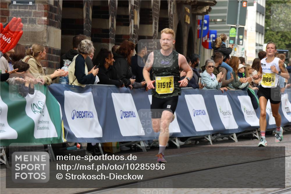 13.09.2026 - 21. swb-Marathon Bremen Strokosch-Dieckow http://msf.ph/oto/10285956 13.09.2026 10:35:25 Ziel 10261, 10262, 13505, 13560, 13588, 13601, 13625, 12289, 13583 meine-sportfotos.de