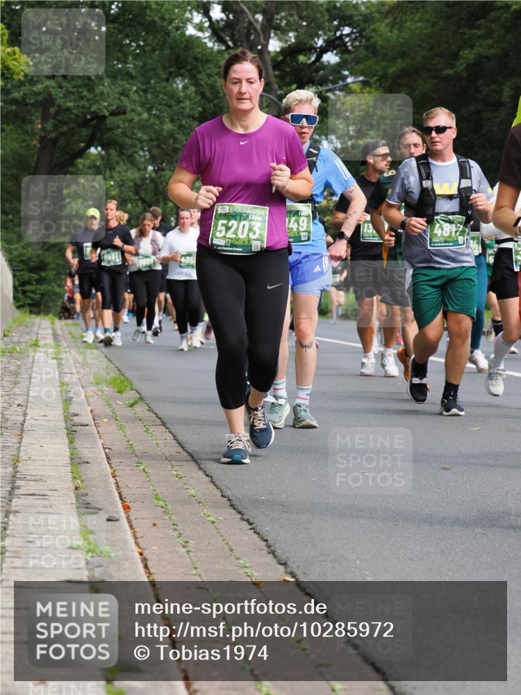 13.09.2026 - 21. swb-Marathon Bremen TobiasT http://msf.ph/oto/10285972 13.09.2026 12:16:10 Laufen 4591, 5203, 9037, 149, 4817 meine-sportfotos.de