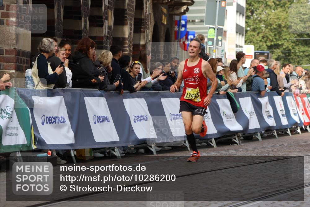 13.09.2026 - 21. swb-Marathon Bremen Strokosch-Dieckow http://msf.ph/oto/10286200 13.09.2026 10:35:36 Ziel 10261, 10262, 10994, 11068, 11176, 11345, 11512, 13505, 13514, 13540, 13560, 13590, 13619, 13558 meine-sportfotos.de