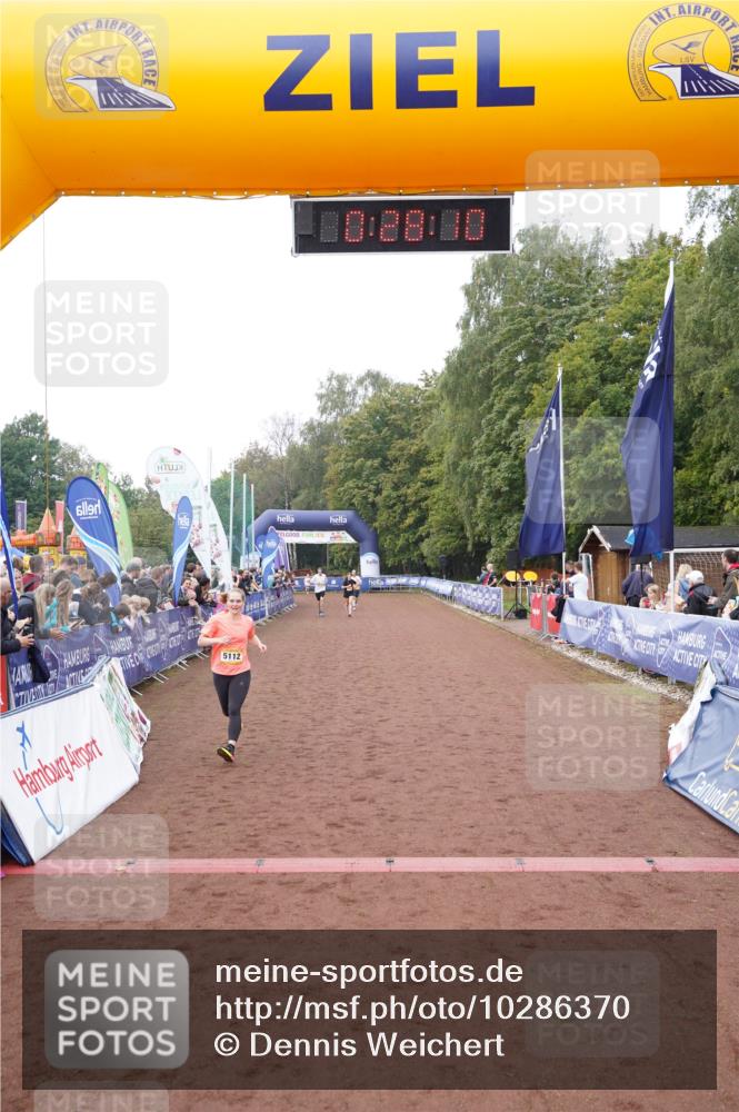 13.09.2026 - Airport Race Dennis Weichert http://msf.ph/oto/10286370 13.09.2026 10:28:43 Ziel 5022, 5094, 5112 meine-sportfotos.de