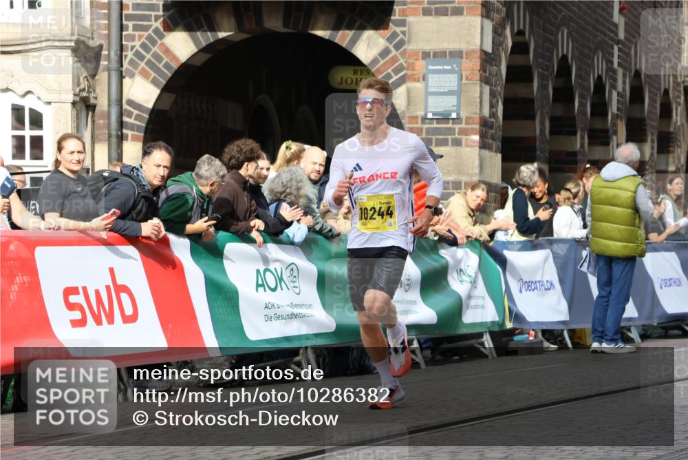13.09.2026 - 21. swb-Marathon Bremen Strokosch-Dieckow http://msf.ph/oto/10286382 13.09.2026 10:36:14 Ziel 10244, 13534, 12324, 12513, 13548, 13575 meine-sportfotos.de