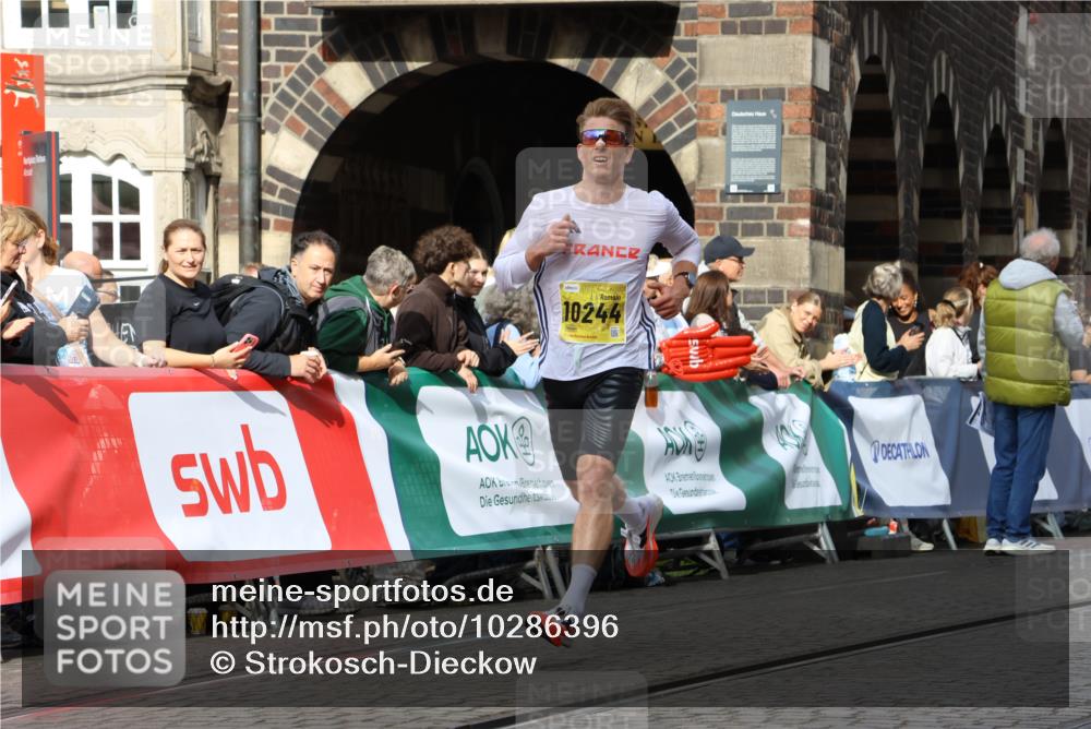 13.09.2026 - 21. swb-Marathon Bremen Strokosch-Dieckow http://msf.ph/oto/10286396 13.09.2026 10:36:14 Ziel 10244, 13534, 12324, 12513, 13548, 13575 meine-sportfotos.de