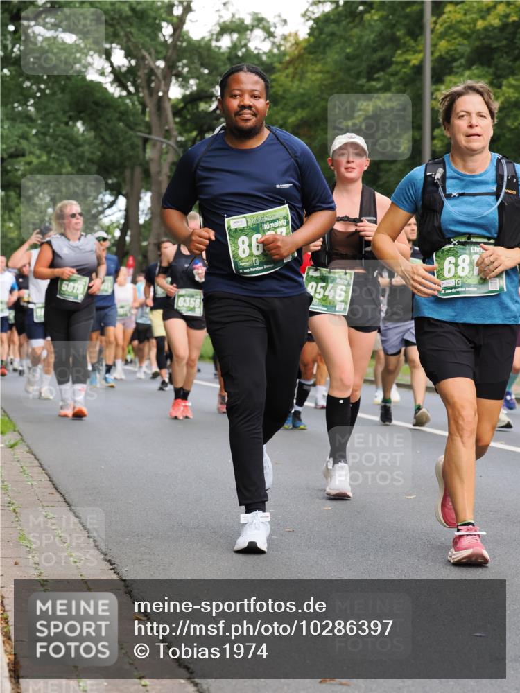 13.09.2026 - 21. swb-Marathon Bremen TobiasT http://msf.ph/oto/10286397 13.09.2026 12:17:52 Laufen 5619, 6356, 86, 21, 9546, 687, 7601 meine-sportfotos.de