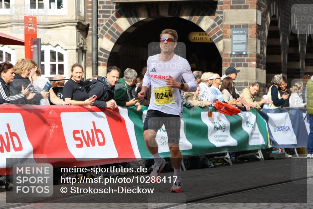 13.09.2026 - 21. swb-Marathon Bremen Strokosch-Dieckow http://msf.ph/oto/10286417 13.09.2026 10:36:14 Ziel 10244, 13534, 12324, 12513, 13548, 13575 meine-sportfotos.de