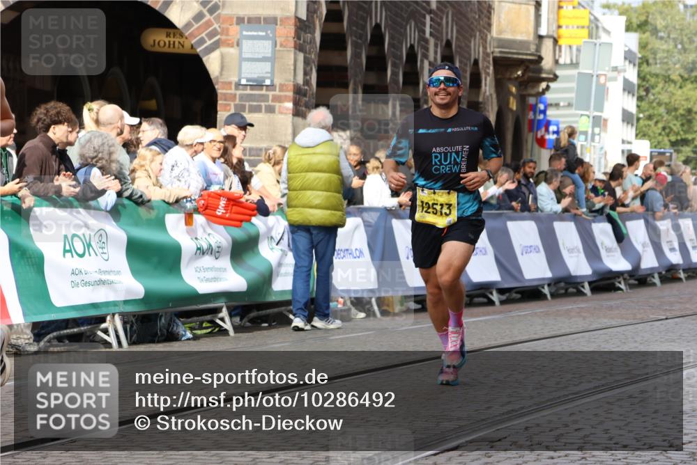 13.09.2026 - 21. swb-Marathon Bremen Strokosch-Dieckow http://msf.ph/oto/10286492 13.09.2026 10:36:27 Ziel 10244, 11067, 13534, 11916, 12456, 13548 meine-sportfotos.de