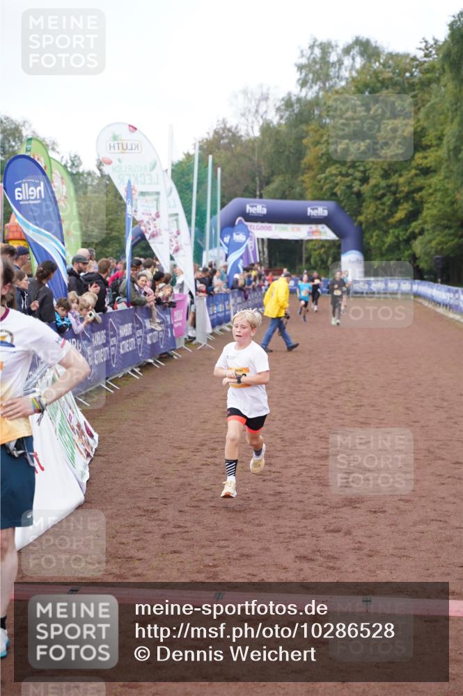 13.09.2026 - Airport Race Dennis Weichert http://msf.ph/oto/10286528 13.09.2026 10:29:00 Ziel 5308, 5443 meine-sportfotos.de