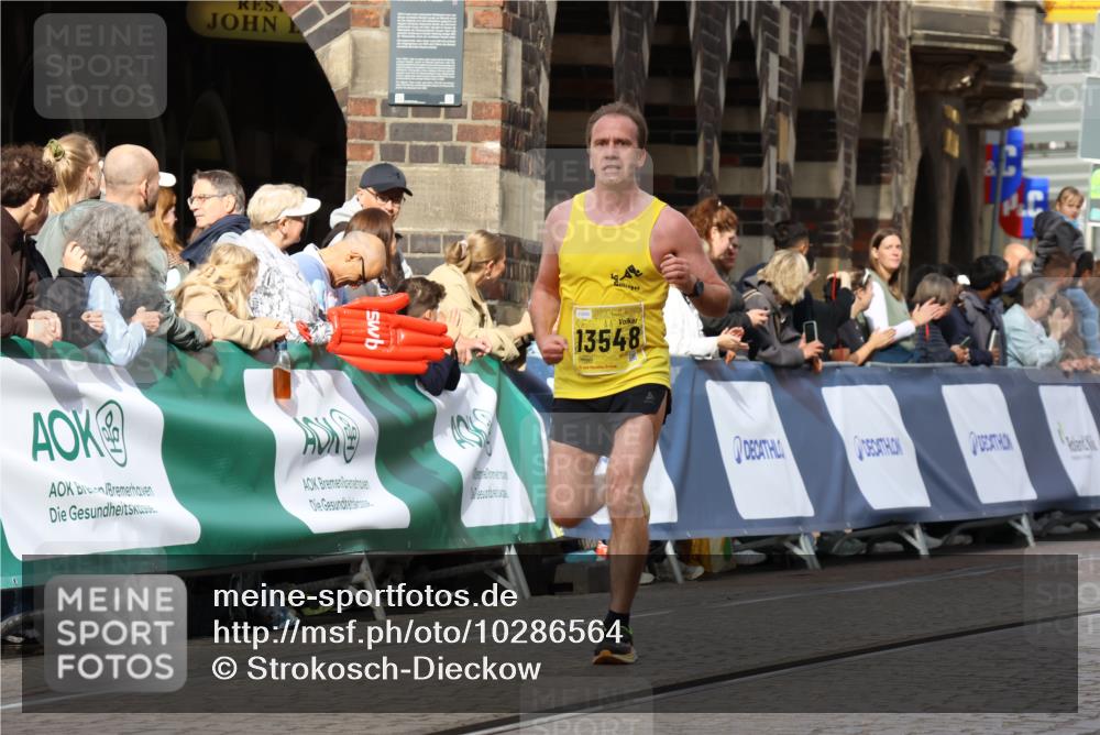 13.09.2026 - 21. swb-Marathon Bremen Strokosch-Dieckow http://msf.ph/oto/10286564 13.09.2026 10:36:38 Ziel 11067, 12324, 12513, 13575, 11738, 13606 meine-sportfotos.de