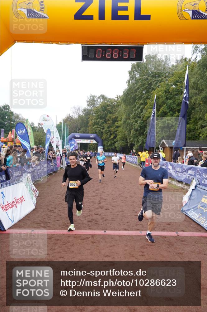 13.09.2026 - Airport Race Dennis Weichert http://msf.ph/oto/10286623 13.09.2026 10:29:11 Ziel 5079, 5089, 5113, 5151, 5241, 5314, 5317, 5452 meine-sportfotos.de