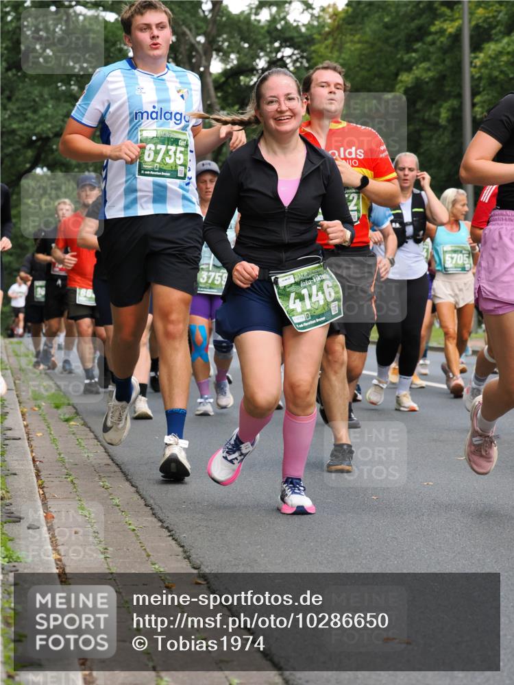 13.09.2026 - 21. swb-Marathon Bremen TobiasT http://msf.ph/oto/10286650 13.09.2026 12:18:41 Laufen 86, 6735, 21, 3759, 4146, 9019, 5705 meine-sportfotos.de