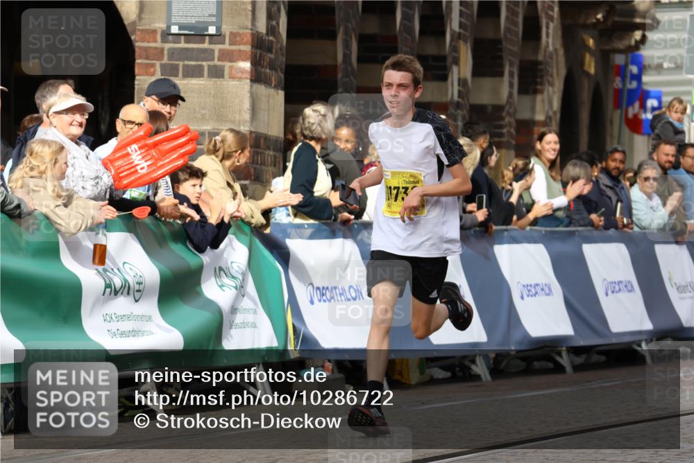 13.09.2026 - 21. swb-Marathon Bremen Strokosch-Dieckow http://msf.ph/oto/10286722 13.09.2026 10:36:57 Ziel 11916, 12456, 13548, 10961, 11654, 13568 meine-sportfotos.de