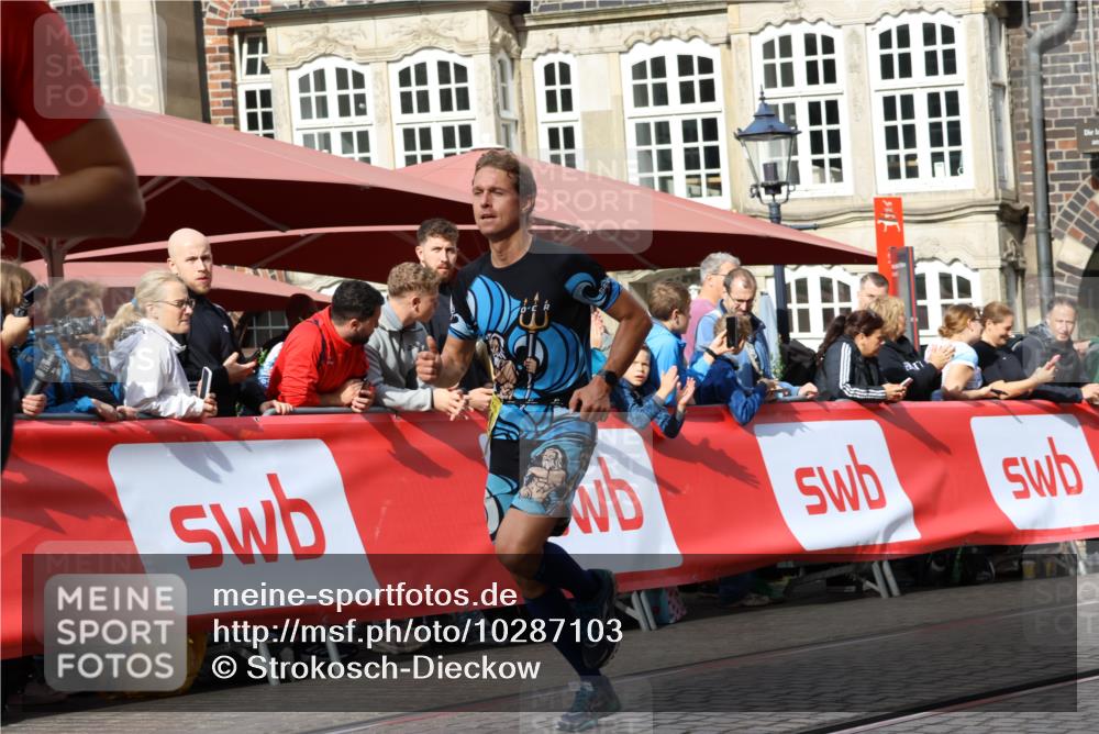 13.09.2026 - 21. swb-Marathon Bremen Strokosch-Dieckow http://msf.ph/oto/10287103 13.09.2026 10:37:39 Ziel 10502, 10961, 11619, 11854, 13608, 11083, 13535 meine-sportfotos.de