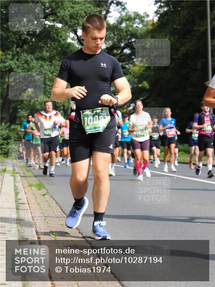 13.09.2026 - 21. swb-Marathon Bremen TobiasT http://msf.ph/oto/10287194 13.09.2026 12:20:51 Laufen 100 meine-sportfotos.de