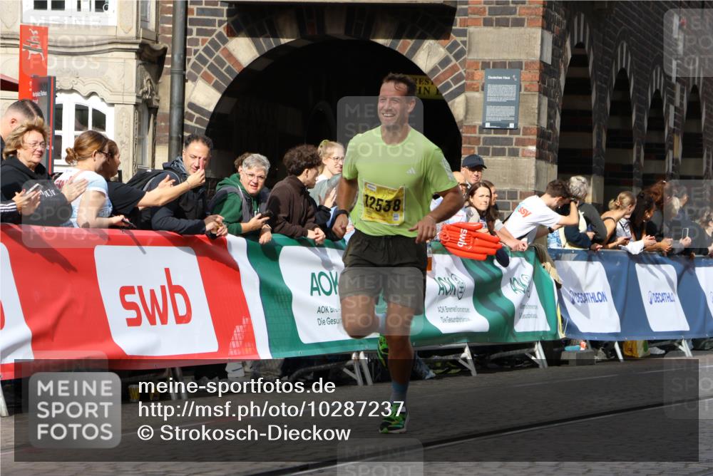 13.09.2026 - 21. swb-Marathon Bremen Strokosch-Dieckow http://msf.ph/oto/10287237 13.09.2026 10:38:06 Ziel 11083, 12538, 13535, 10302, 13553, 13559, 13636 meine-sportfotos.de