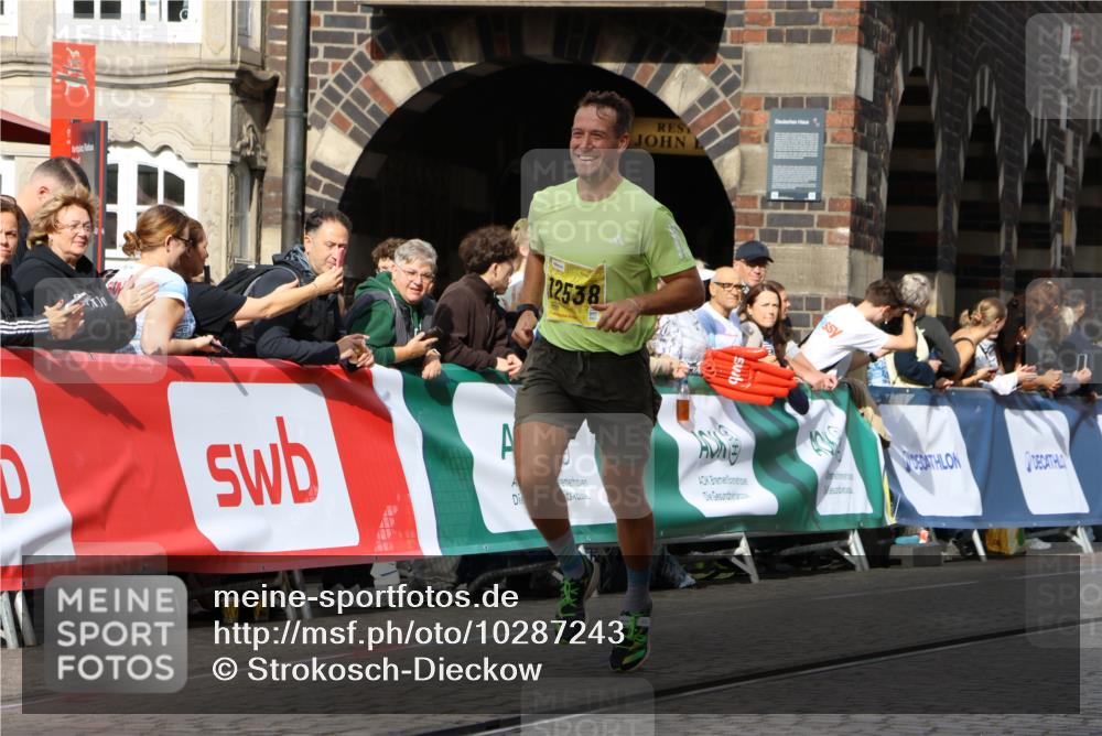 13.09.2026 - 21. swb-Marathon Bremen Strokosch-Dieckow http://msf.ph/oto/10287243 13.09.2026 10:38:06 Ziel 11083, 12538, 13535, 10302, 13553, 13559, 13636 meine-sportfotos.de
