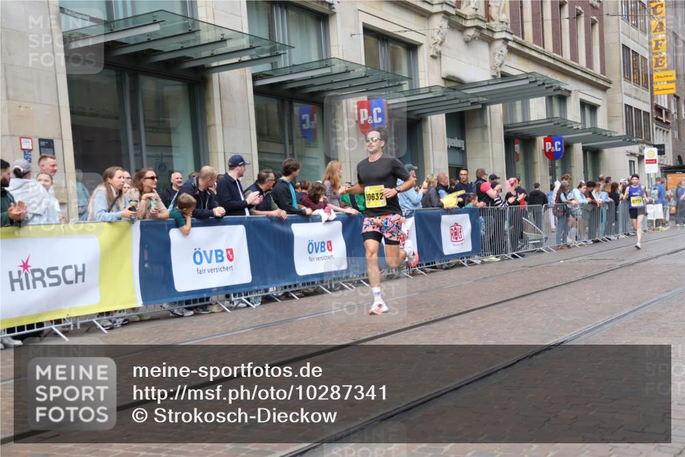 13.09.2026 - 21. swb-Marathon Bremen Strokosch-Dieckow http://msf.ph/oto/10287341 13.09.2026 10:42:28 Ziel 10235, 10312, 10816, 10988, 11779, 12281, 13580, 10358, 10632, 10775, 11375, 11630, 11895, 12395, 12525, 13585 meine-sportfotos.de