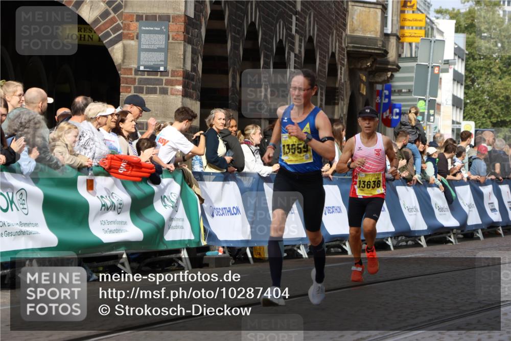 13.09.2026 - 21. swb-Marathon Bremen Strokosch-Dieckow http://msf.ph/oto/10287404 13.09.2026 10:38:19 Ziel 10302, 11083, 11142, 12538, 13551, 13584, 13587, 10441, 13507 meine-sportfotos.de