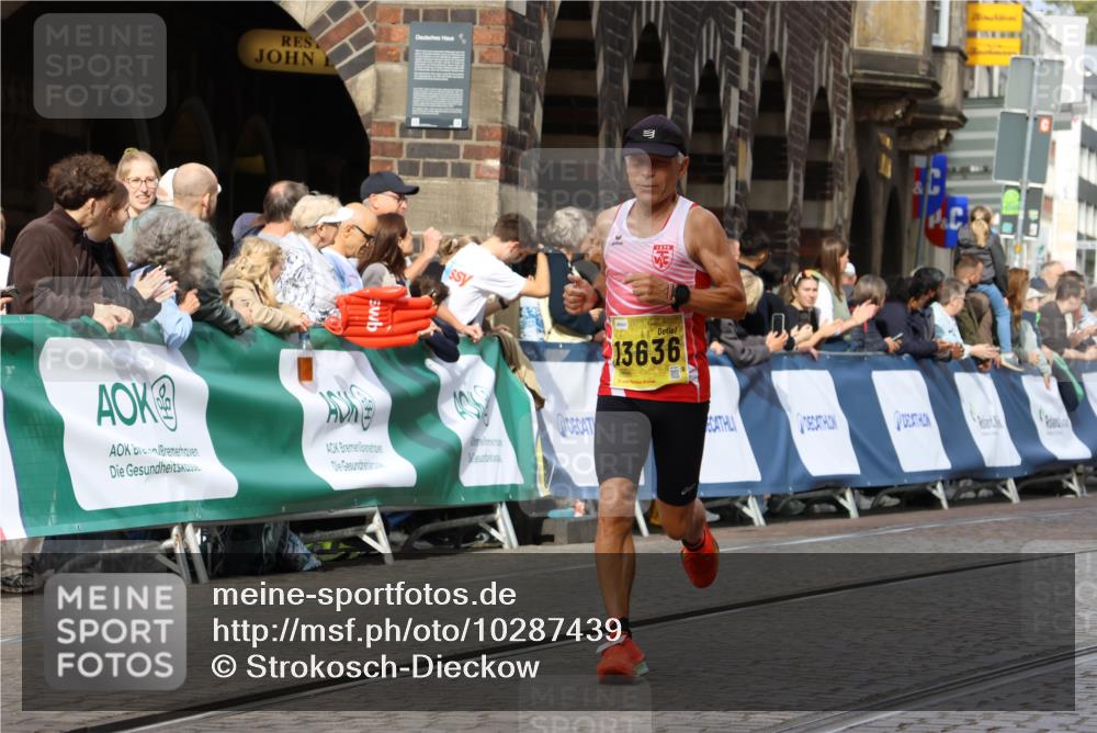 13.09.2026 - 21. swb-Marathon Bremen Strokosch-Dieckow http://msf.ph/oto/10287439 13.09.2026 10:38:21 Ziel 10302, 11083, 11142, 12538, 13551, 13559, 13584, 13587, 10441, 13507, 13539 meine-sportfotos.de
